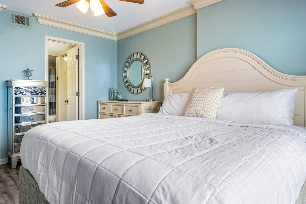 Ocean House I #1503 by Southern Vacation Rentals