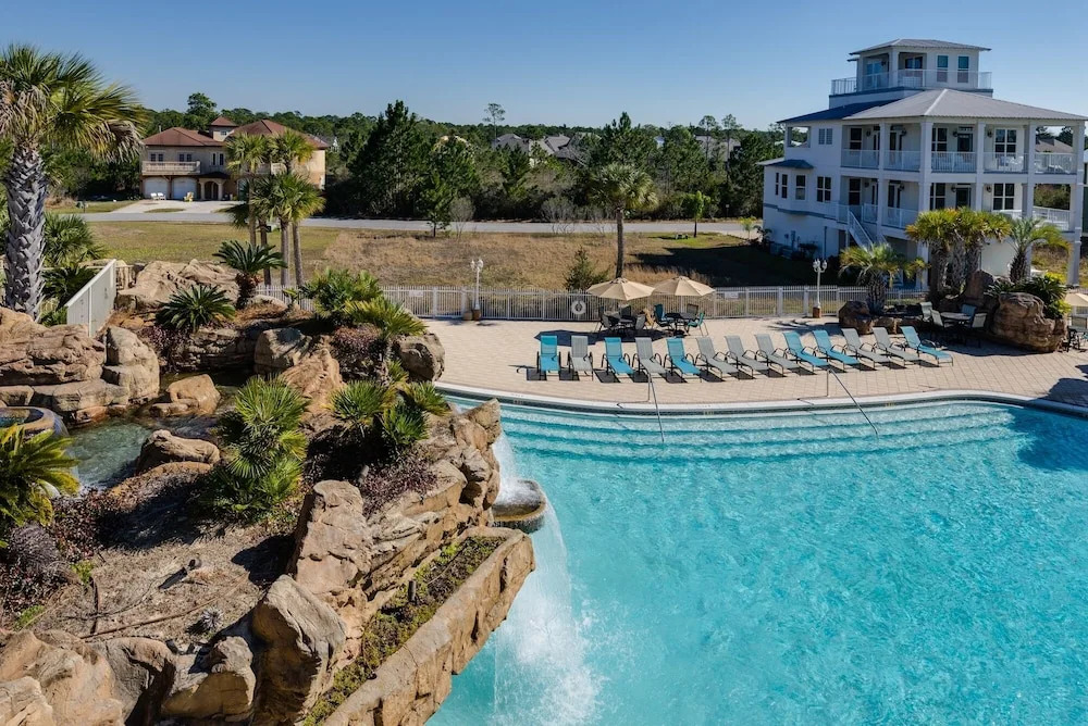 Cypress Breeze Plantation W/ Pool, Near Beach 4 Bedroom Home