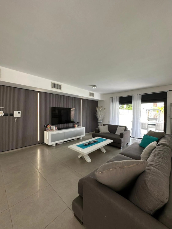 Luxury garden floor Eilat