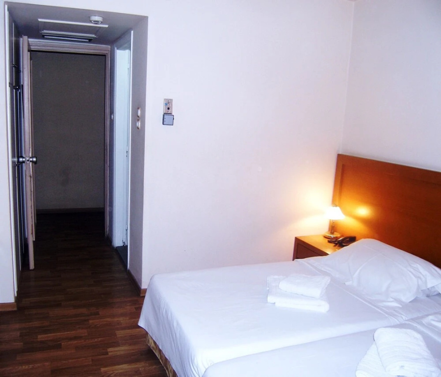 Theoxenia Hotel