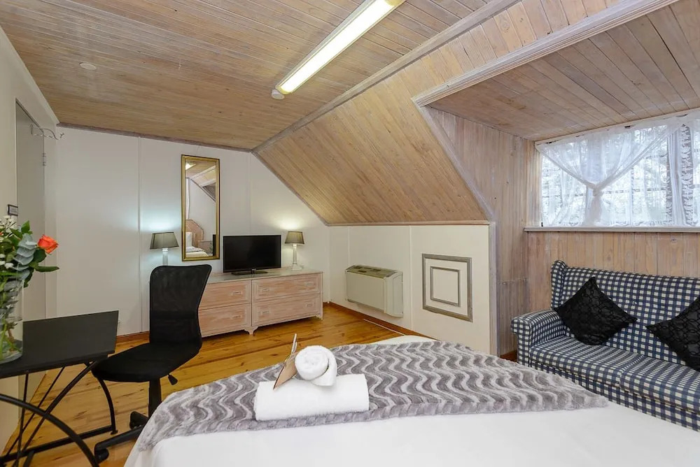 Zesty Guesthouse