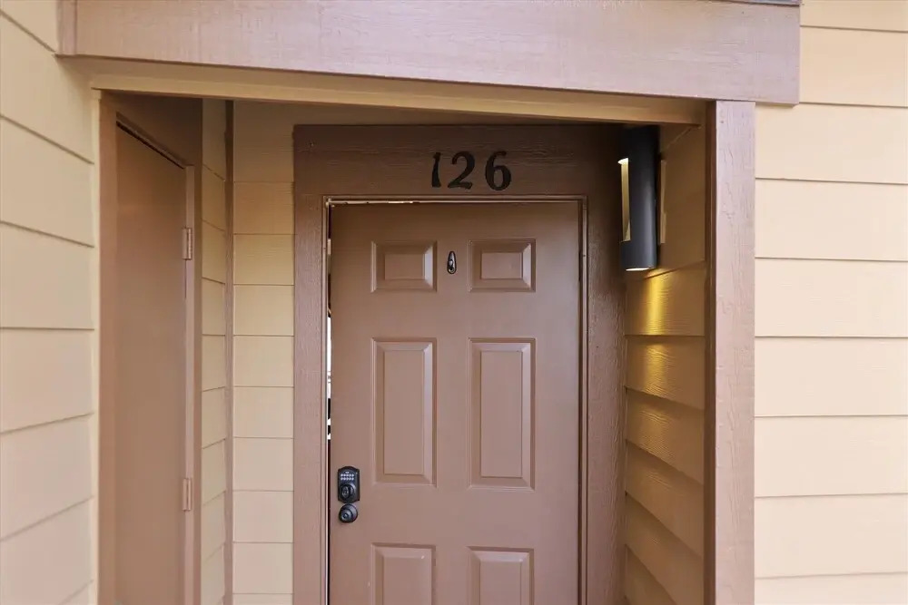 Sundowner Ii 126 2 Bedroom Condo by Redawning
