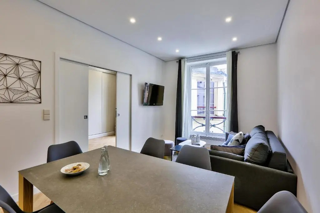 92 - Beautiful Apartment in Montorgueil