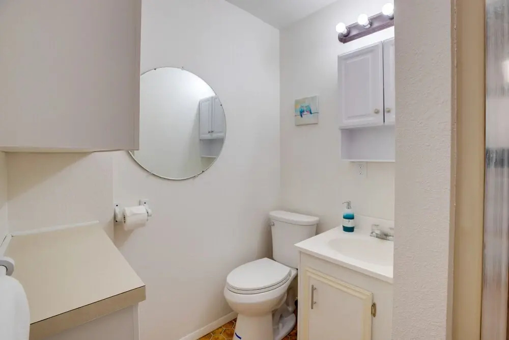 Bay City Vacation Rental Escape ~ 5 Mi to Marina!
