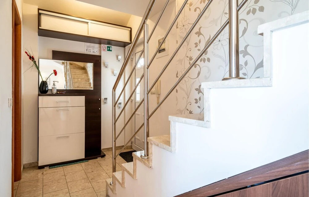Awesome Apartment in Dubrovnik With Wifi and 2 Bedrooms