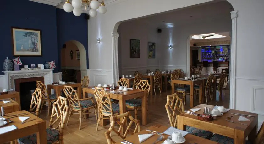 Alhambra Hotel