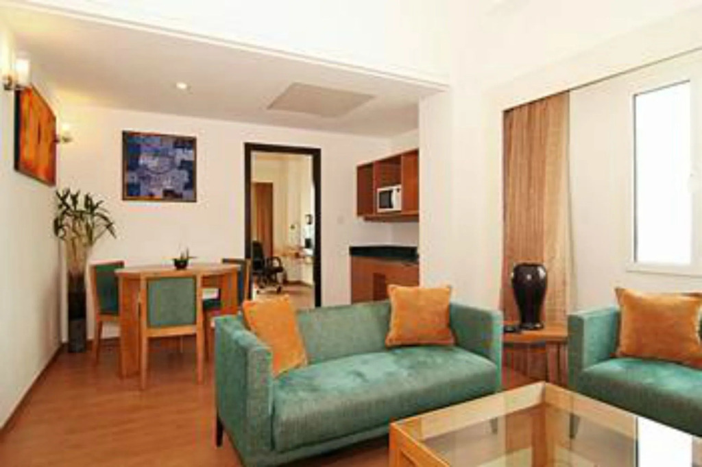 Lemon Tree Hotel, East Delhi Mall, Kaushambi