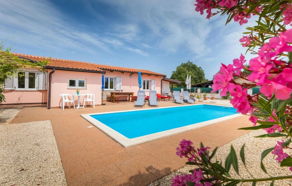 Gorgeous Home In Rovinj