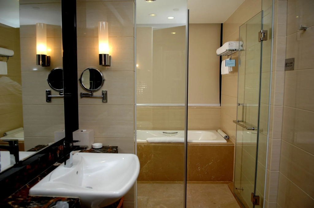 Haoyin Gloria Plaza Hotel