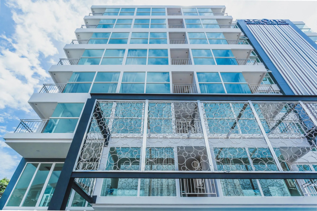 Condo in Kata in Ozone - Unit A606