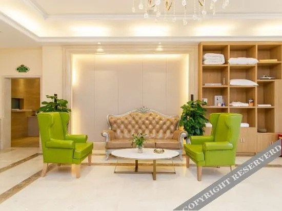 Fanman Meizhi Hotel (Deyang High-speed Railway Station Wanda Plaza)