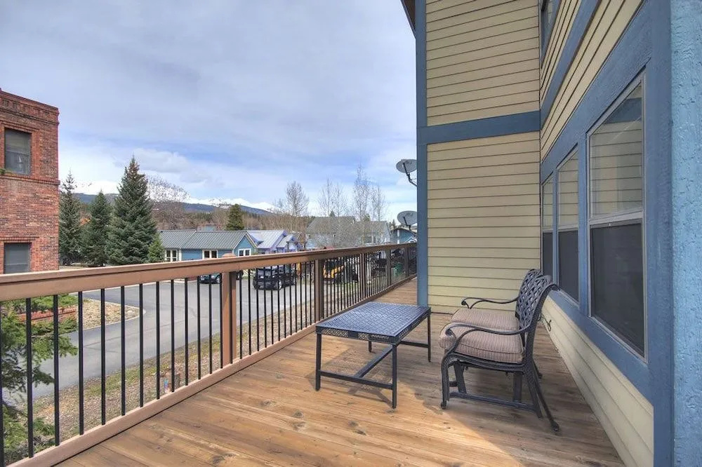 Longbranch 111 - Shuttle to Lifts/Walk to Town ~ RA76146