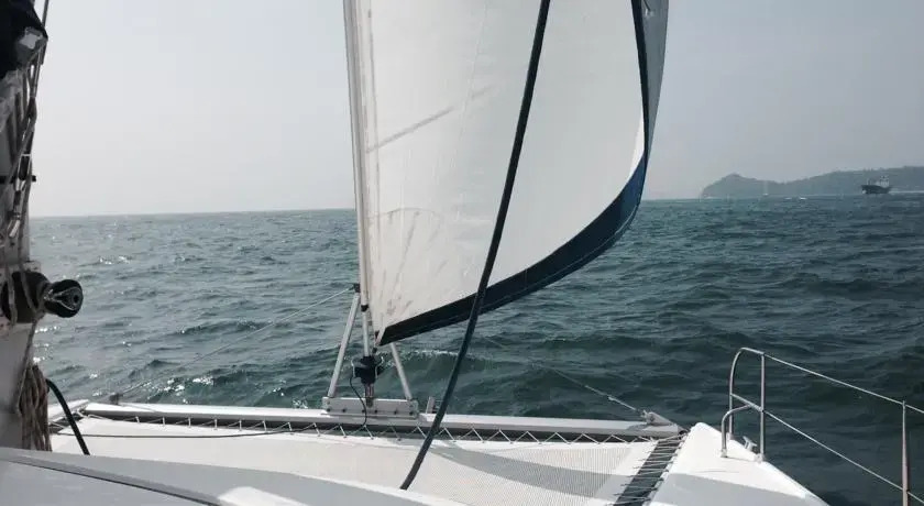 Yacht Charter Mariell Cat