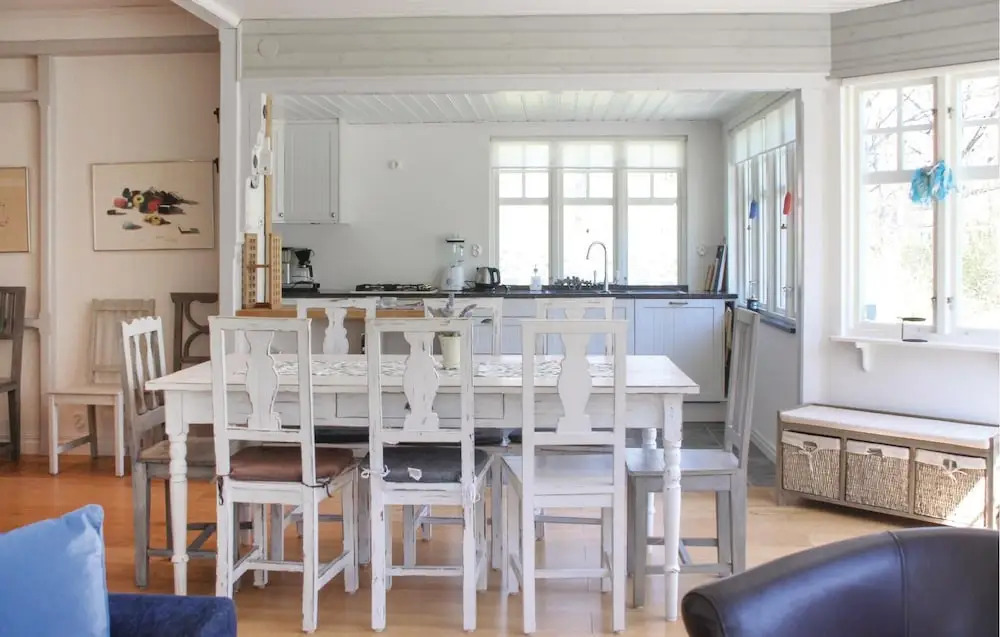Awesome Home In Ystad With Kitchen