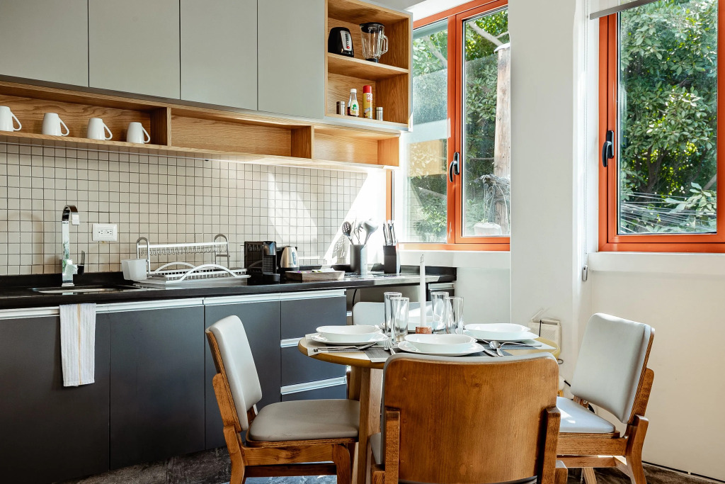 Chic Modern La Condesa Apt in Art Deco Building