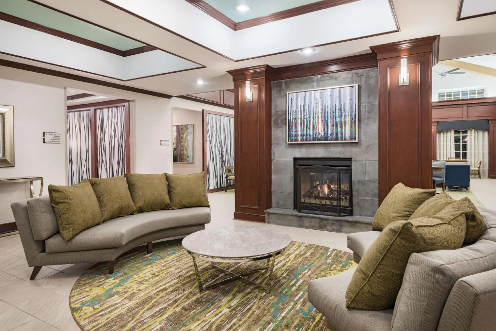 Homewood Suites by Hilton Holyoke-Springfield/North