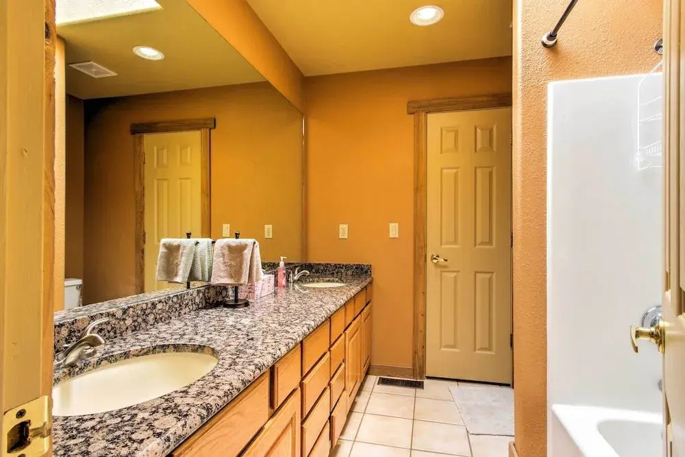 Alto Getaway w/ Porch: 4 Mi to Ruidoso Winter Park