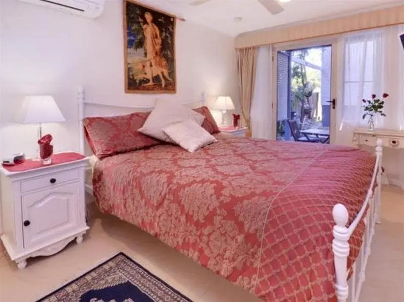 Fern Cottage Bed & Breakfast