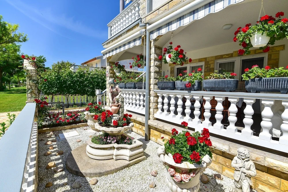 Apartments Rote Rosen