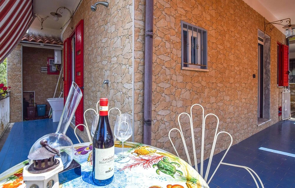 Stunning Home in Montecorice With 1 Bedrooms and Wifi