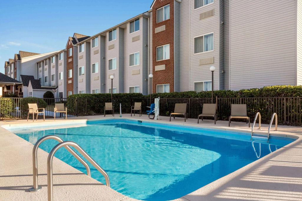 Microtel Inn & Suites by Wyndham