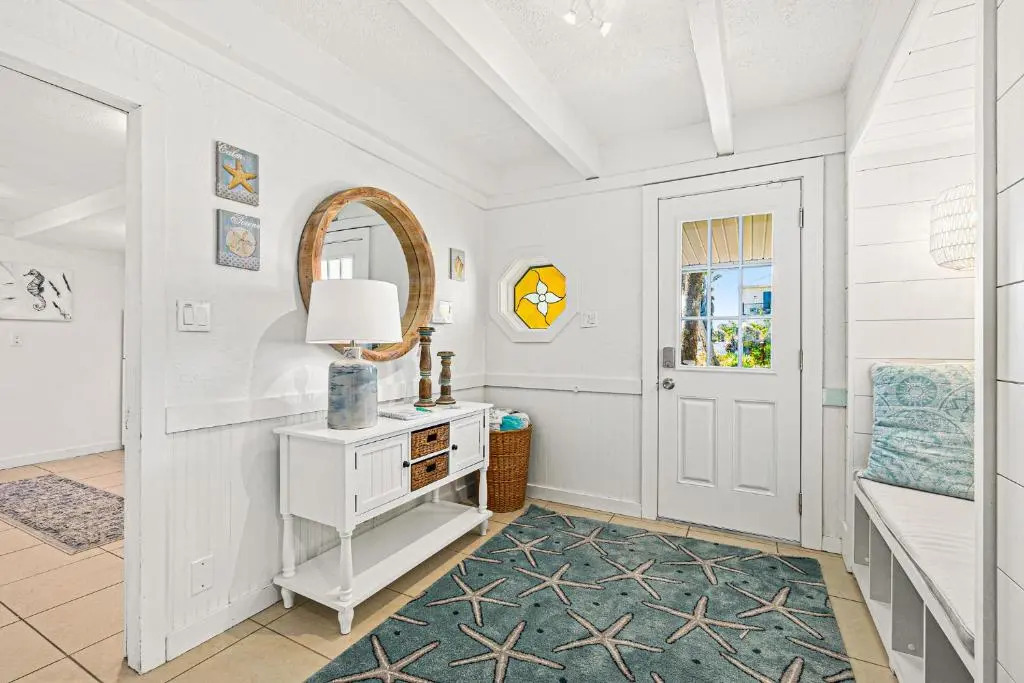Pelican Beach Private Ocean Front Beach House- Sleeps 10 Bring Your Surf Boards