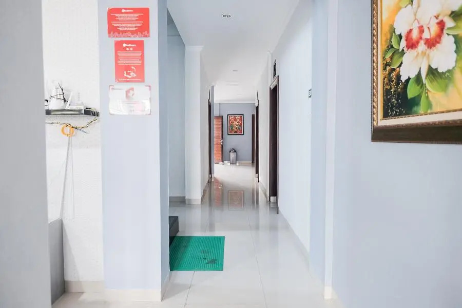 RedDoorz near RS USU Medan 3