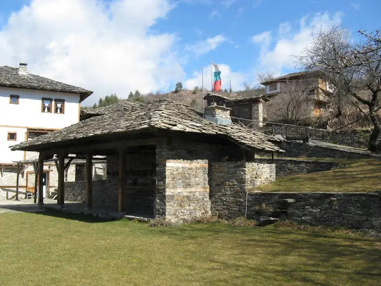 Family Hotel Byalata Kashta