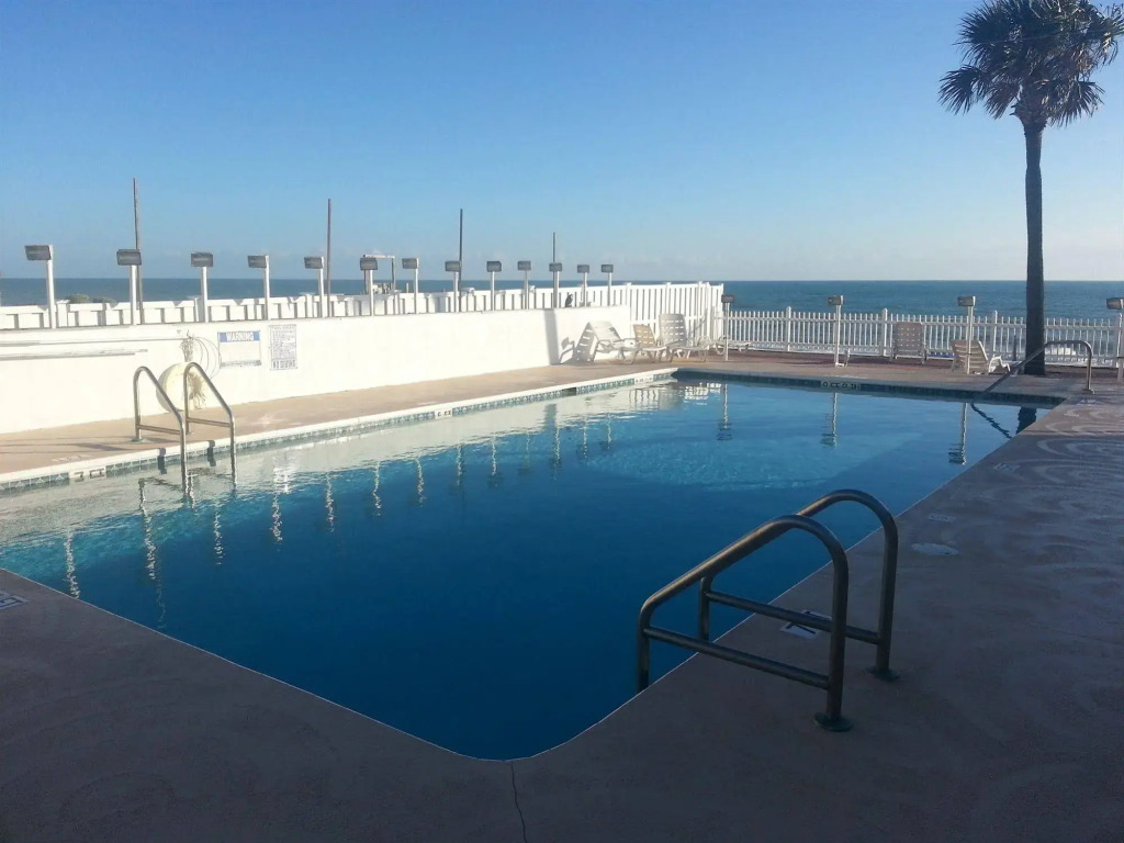 Bleu Beach Resort