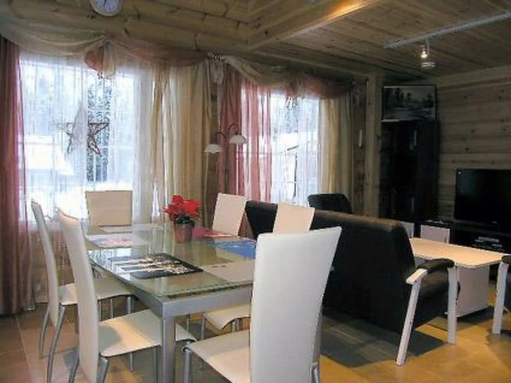 House Aurinko Jamsa