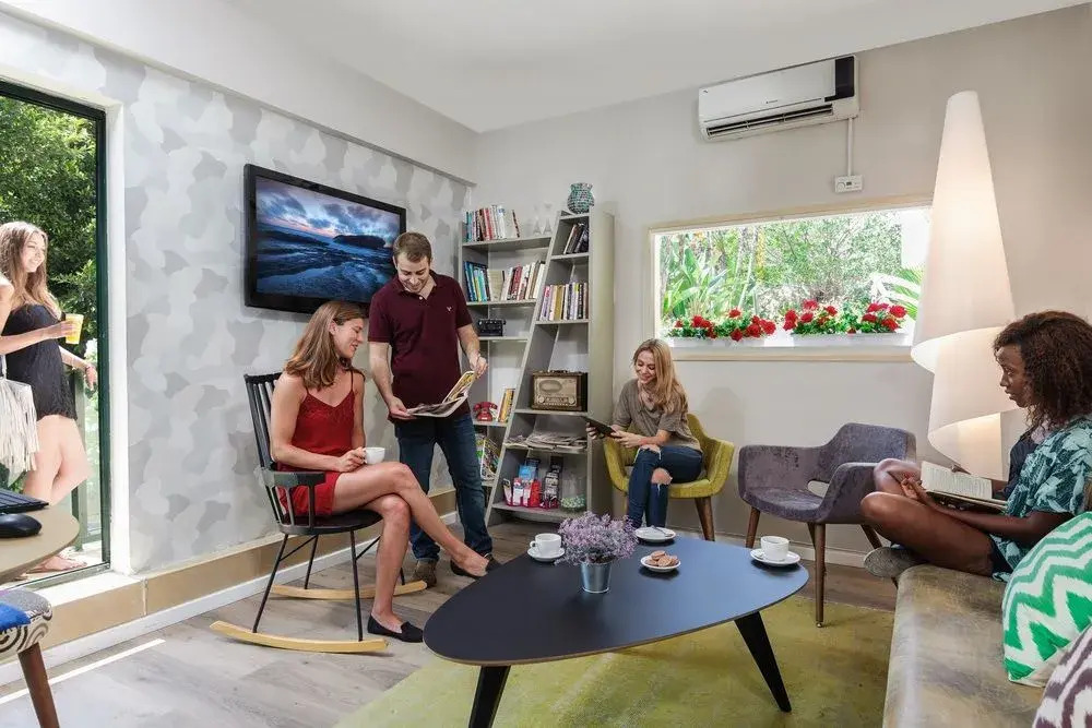 Gordon Inn Youth Hostel