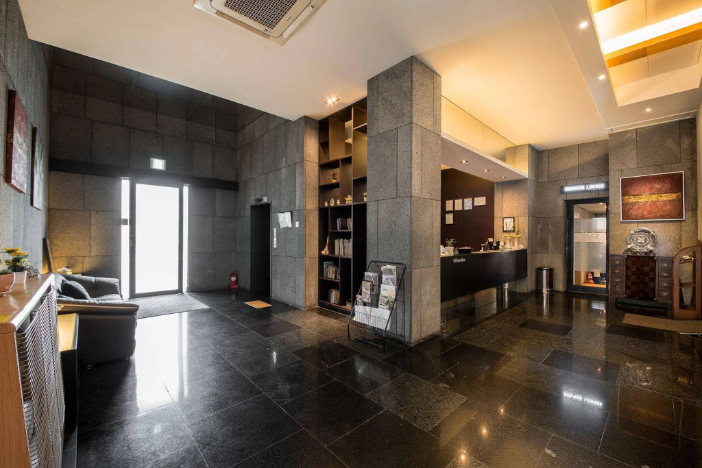 AC Hotel by Marriott Seoul Geumjeong