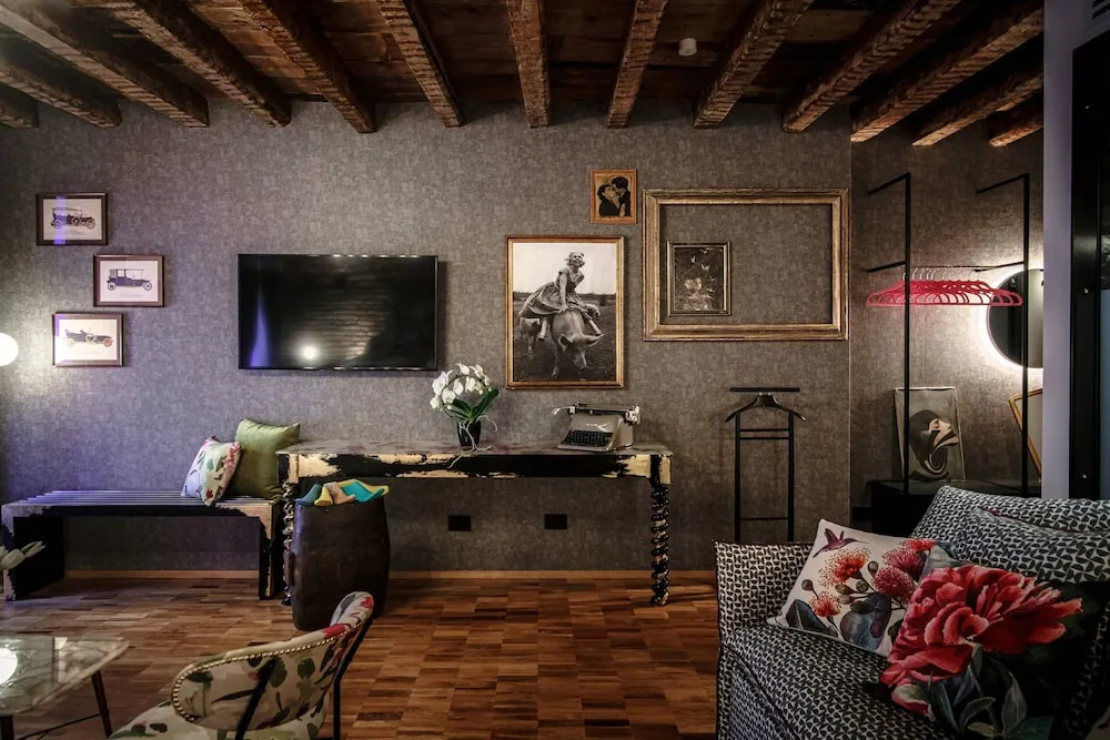 Vitrum - Como Luxury Suites
