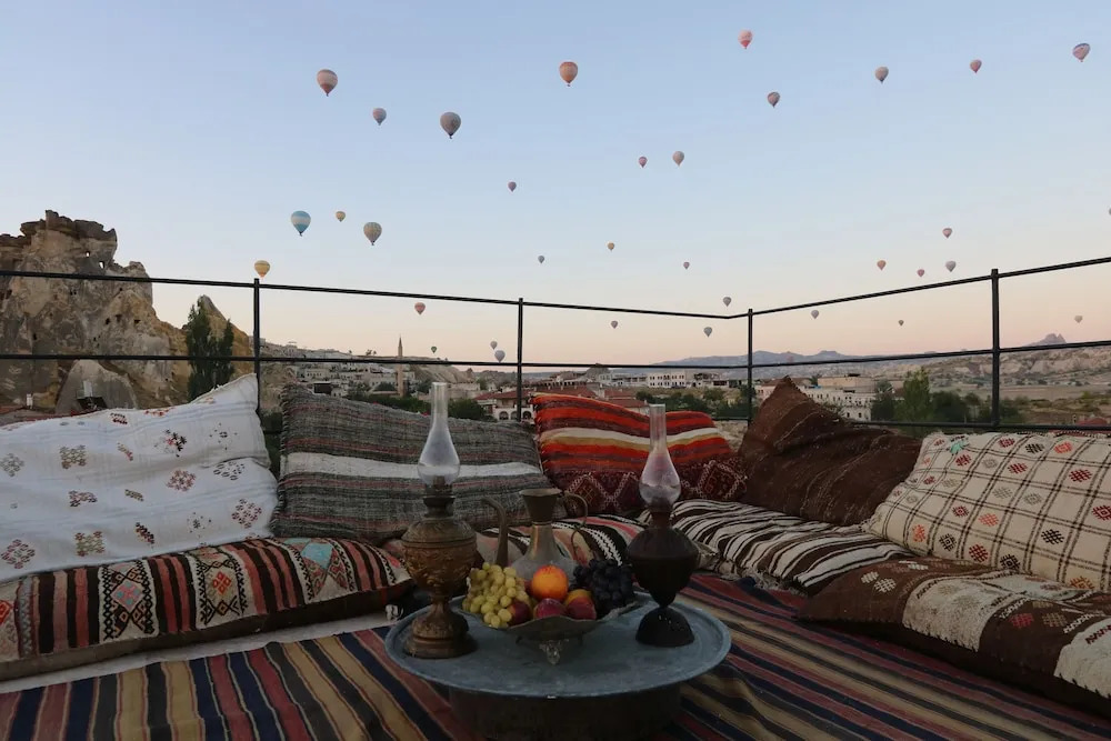 Underground Cave Suites Hotel