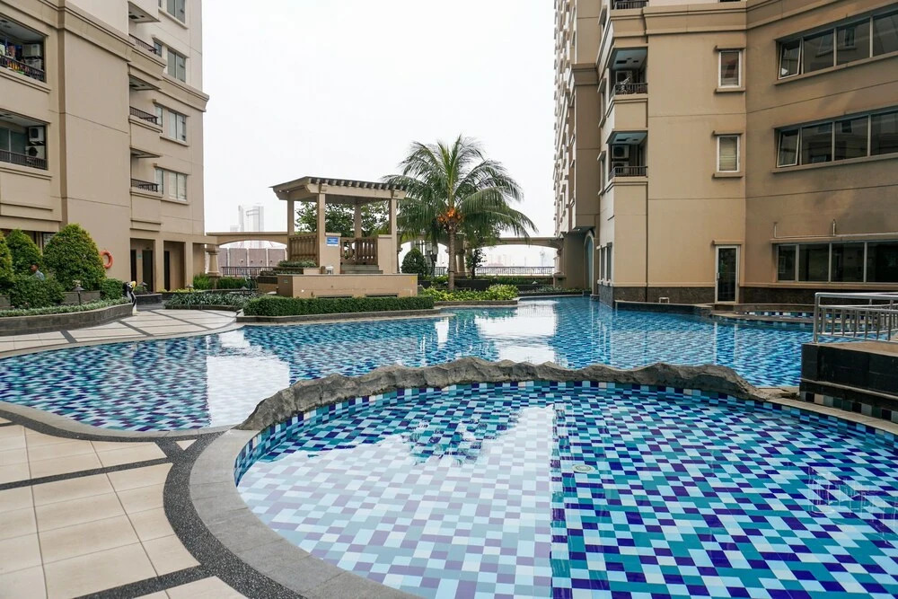 Compact Studio Apartment at Mediterania Marina Residences By Travelio