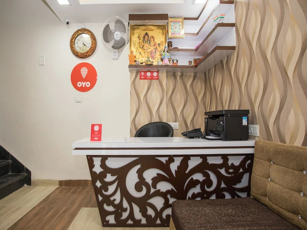 Collection O Jineshwari Hotel