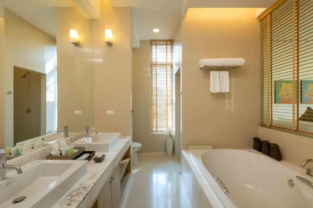 Andaman Pool Villas, Maikhao Beach Phuket