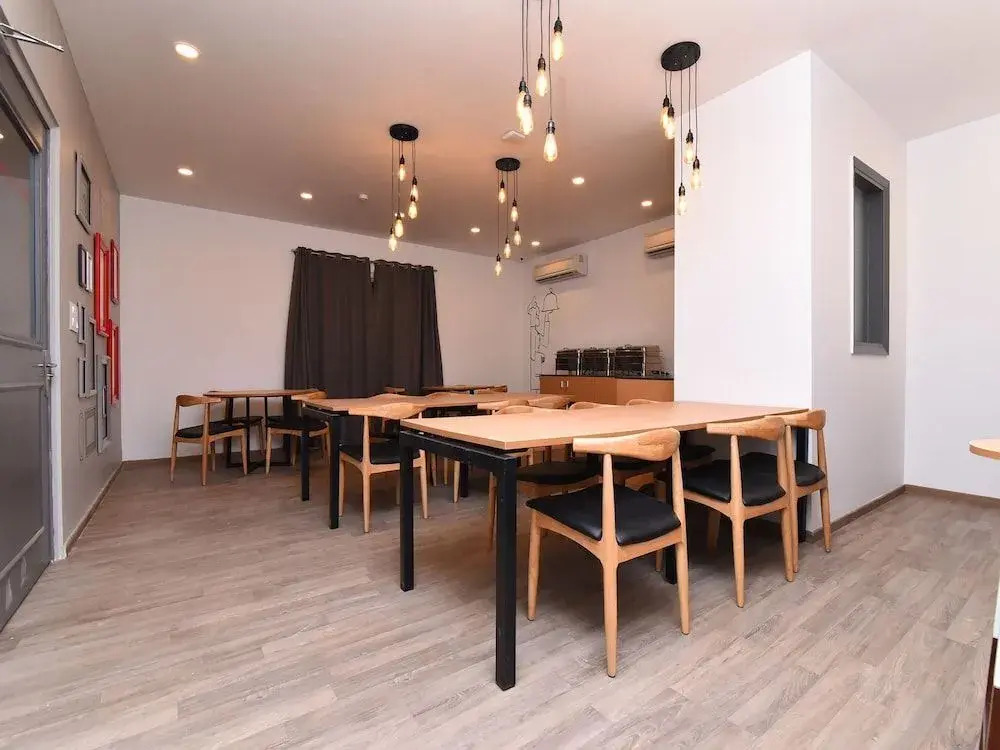 OYO Townhouse 100 Chattarpur