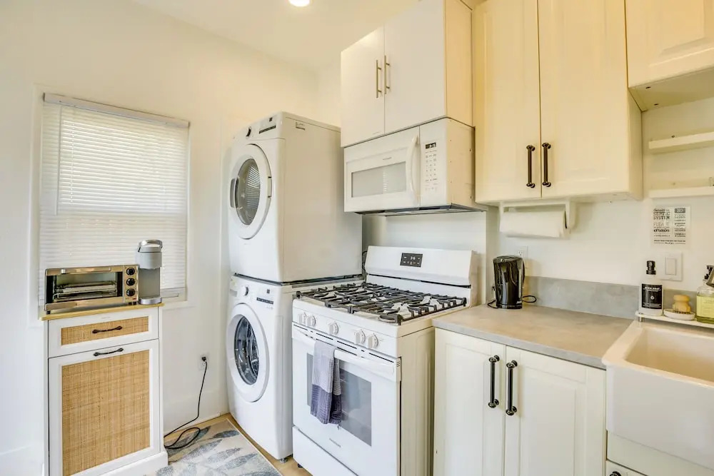 Sip, Shop & Explore: San Diego Apartment