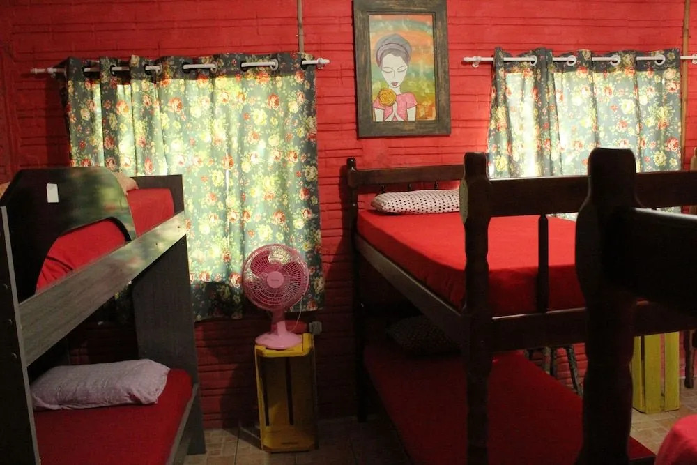 Hostel CasAmarEla