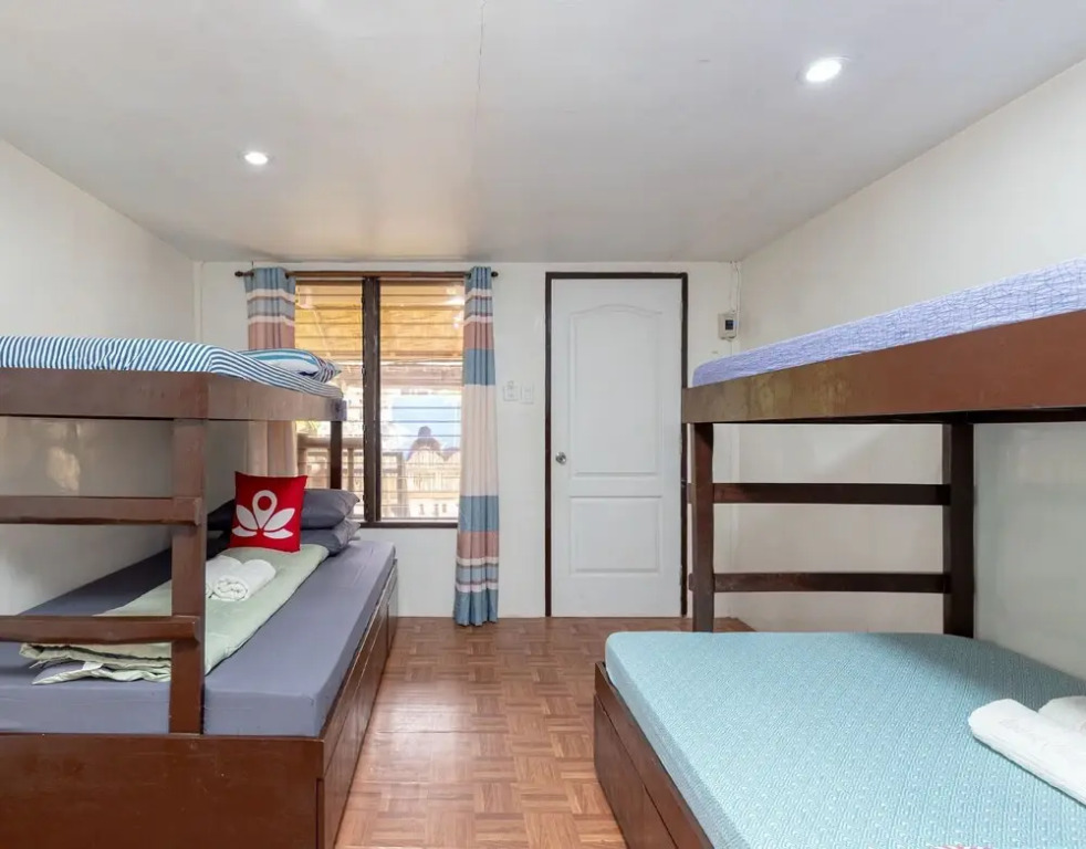 Zen Rooms Basic Junsims Siargao