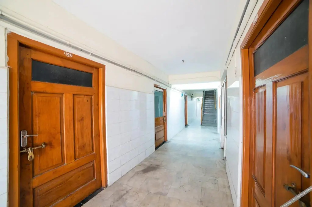 Sree Radha Lodge by OYO Rooms