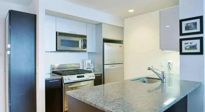 The Clive - Corporate Apartment