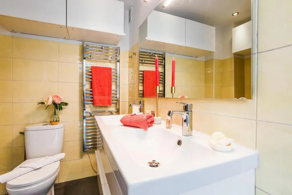 Le Fiorentina AP4248 by Riviera Holiday Homes