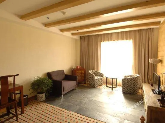 Qizheng Padma Chumig Garden Hotel (Nyingchi)