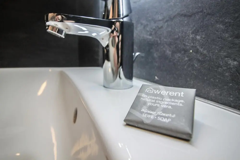 Tevini Boutique Suites - Apartment Water