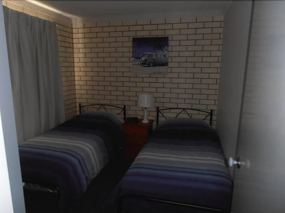 Beachside Court Holiday Apartments