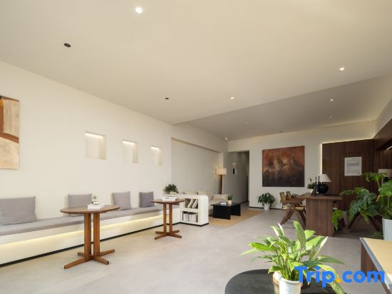 Yu Sheng has you HOTEL (Tianya Haijiao store)
