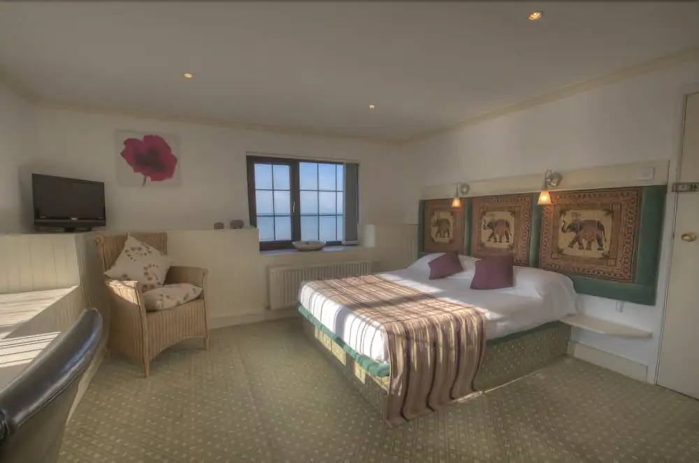 Plasmorfa Hotel