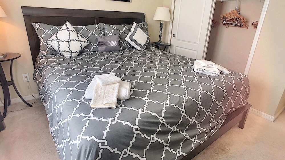 Donald's Dreamhouse - 5 BR Townhome - BRM 1619